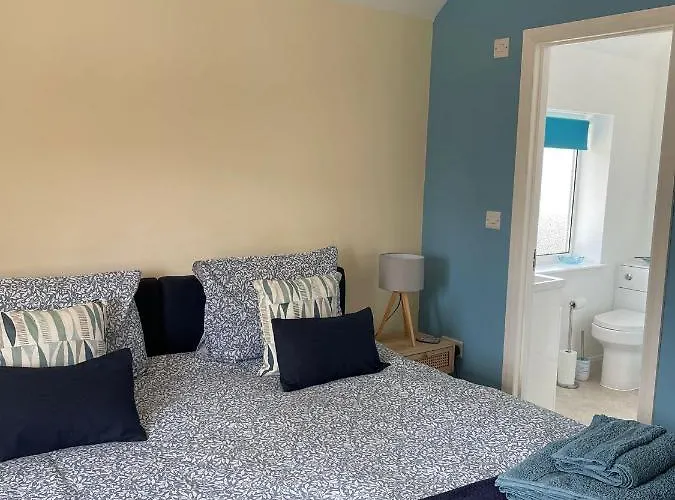 Bowtree House Bed And Breakfast